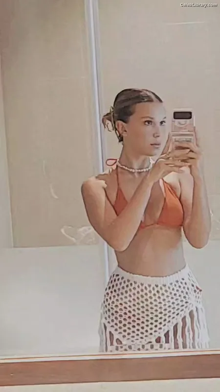 Millie Bobby Brown photo 6 of 4182