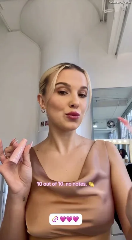 Millie Bobby Brown photo 15 of 4182