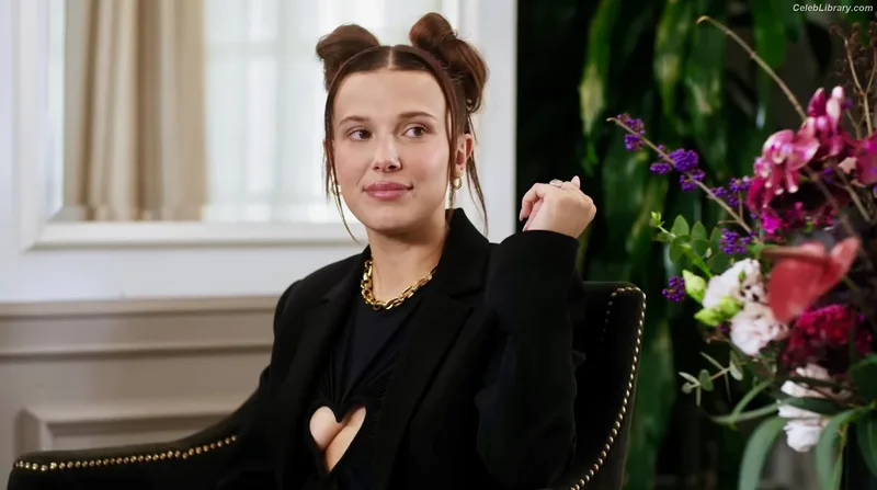 Millie Bobby Brown photo 14 of 4182