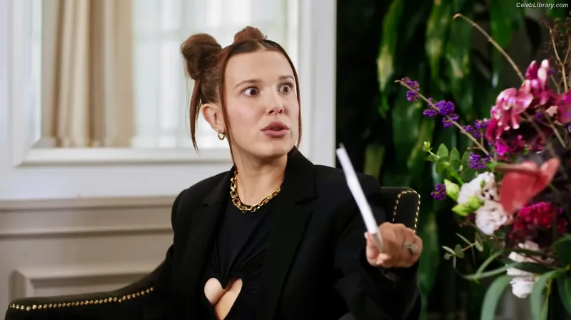 Millie Bobby Brown photo 15 of 4182