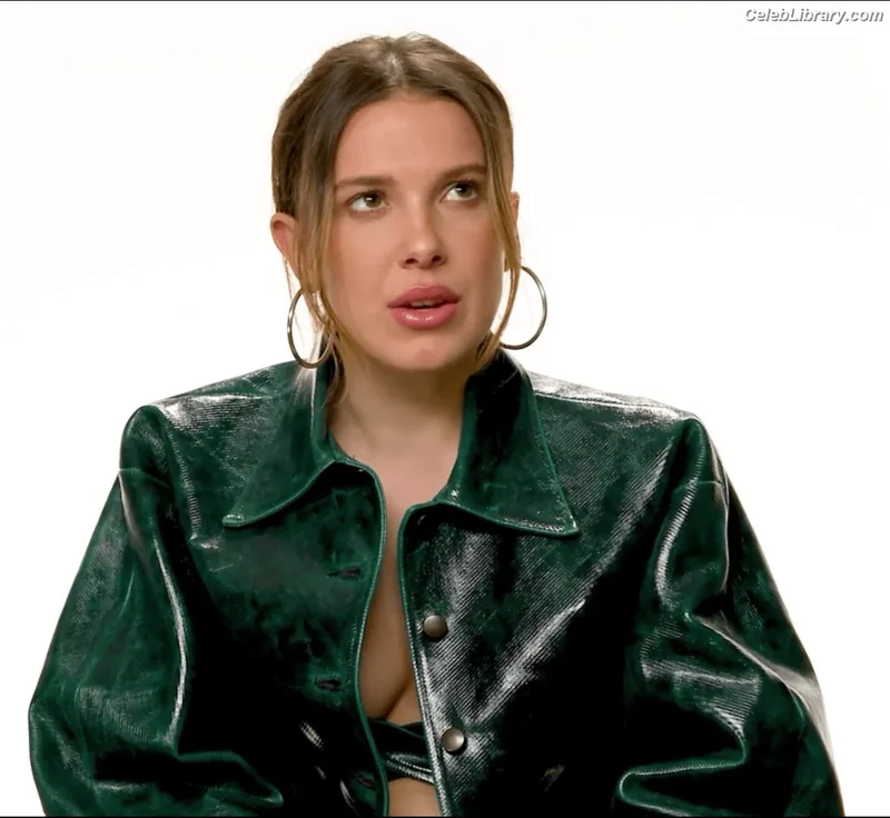 Millie Bobby Brown photo 18 of 4182