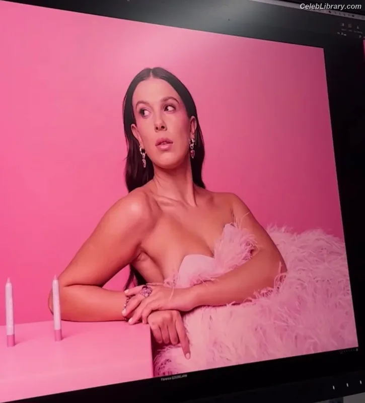 Millie Bobby Brown photo 14 of 4182