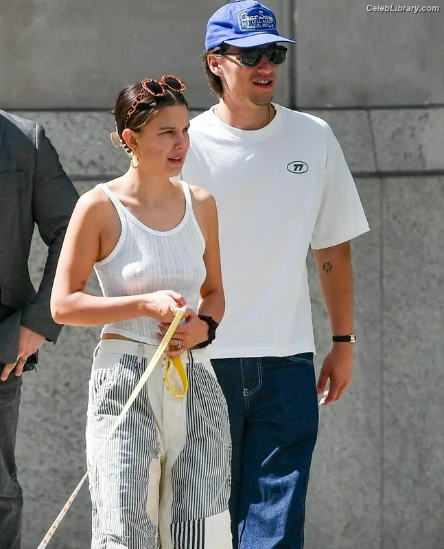 Millie Bobby Brown photo 9 of 4182