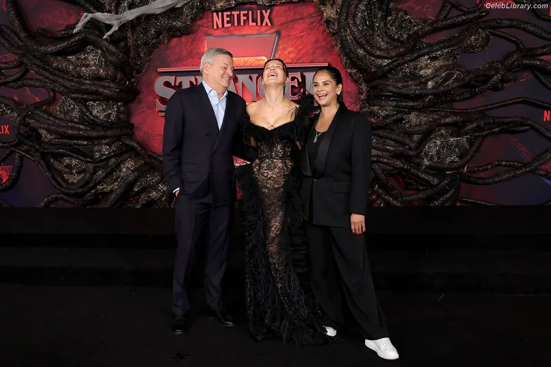 Millie Bobby Brown photo 18 of 4182