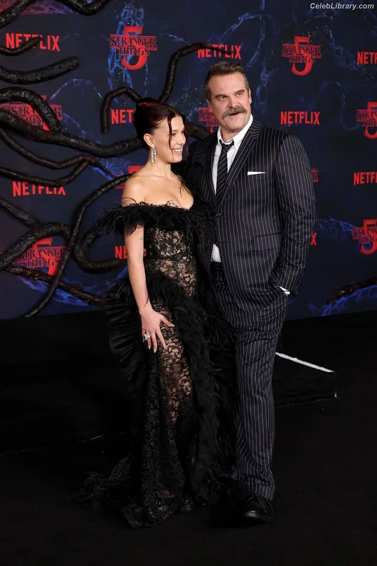 Millie Bobby Brown photo 12 of 4182