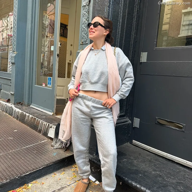 Millie Bobby Brown photo 18 of 4182