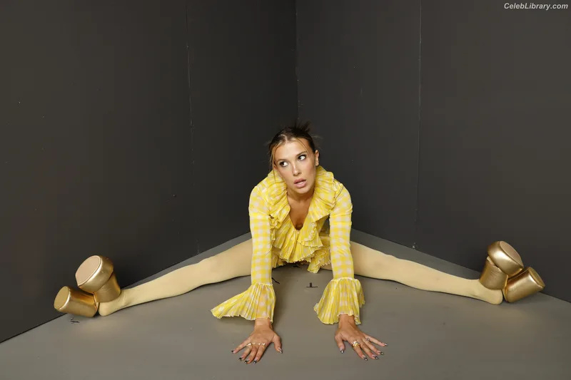 Millie Bobby Brown photo 13 of 4182