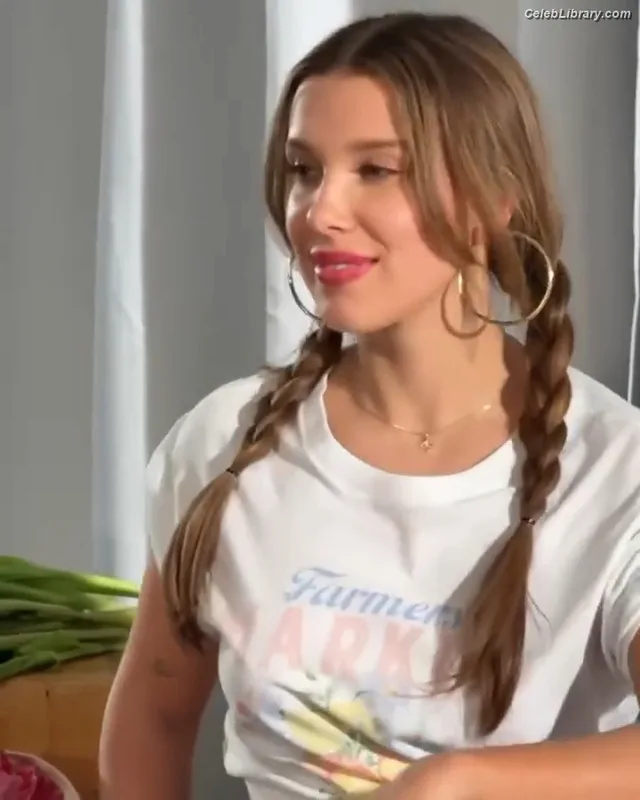 Millie Bobby Brown photo 22 of 4182
