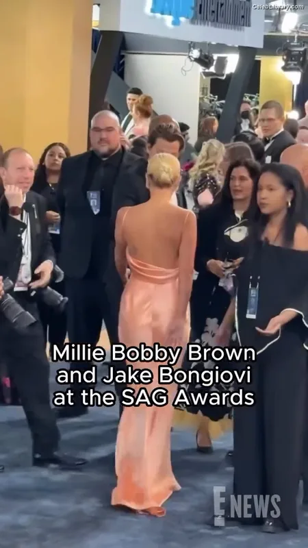 Millie Bobby Brown photo 21 of 4182