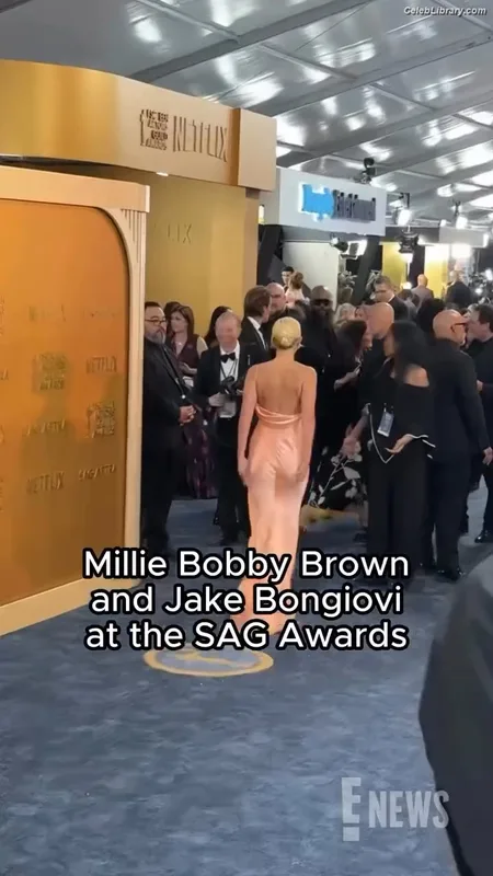 Millie Bobby Brown photo 22 of 4182