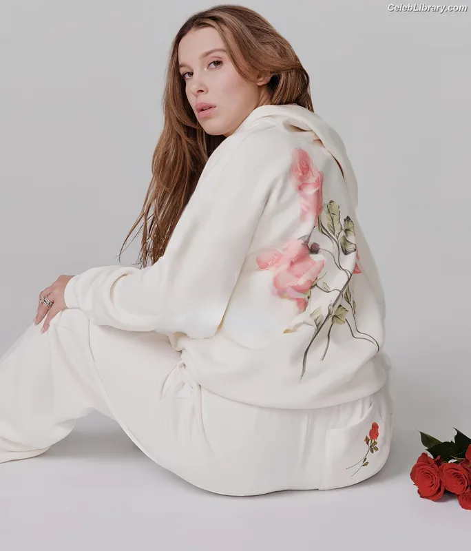 Millie Bobby Brown photo 21 of 4182