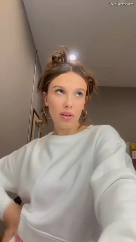 Millie Bobby Brown photo 18 of 4182