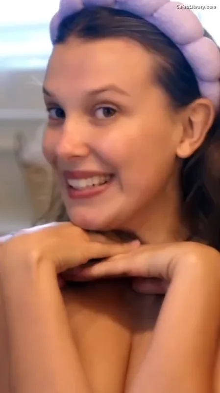 Millie Bobby Brown photo 4 of 4182