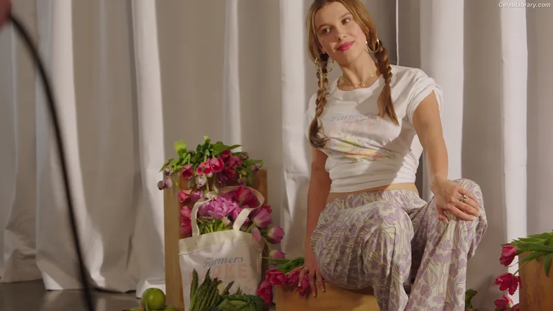 Millie Bobby Brown photo 6 of 4182