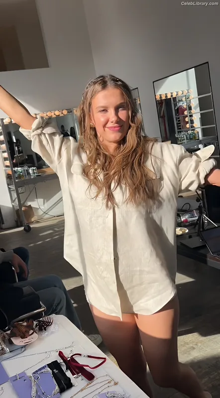 Millie Bobby Brown photo 19 of 4182