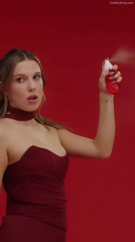 Millie Bobby Brown photo 6 of 4182