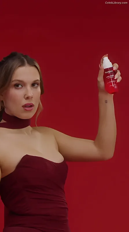 Millie Bobby Brown photo 14 of 4182