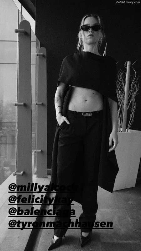 Milly Alcock photo 4 of 615