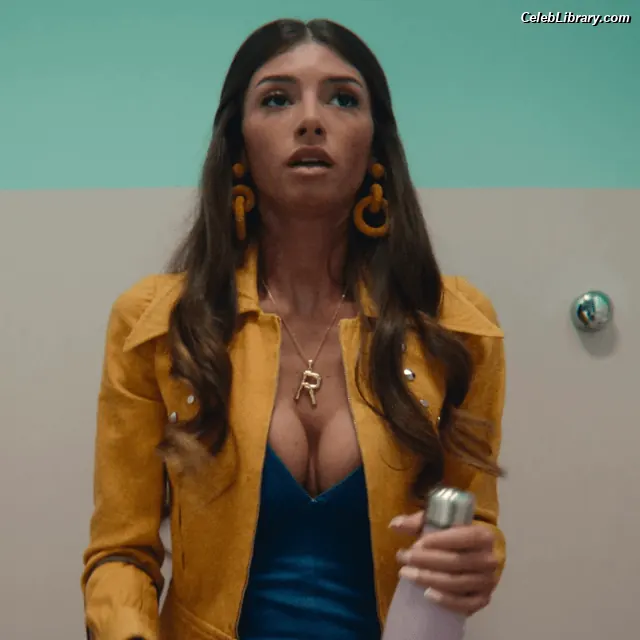 Mimi Keene photo 4 of 235