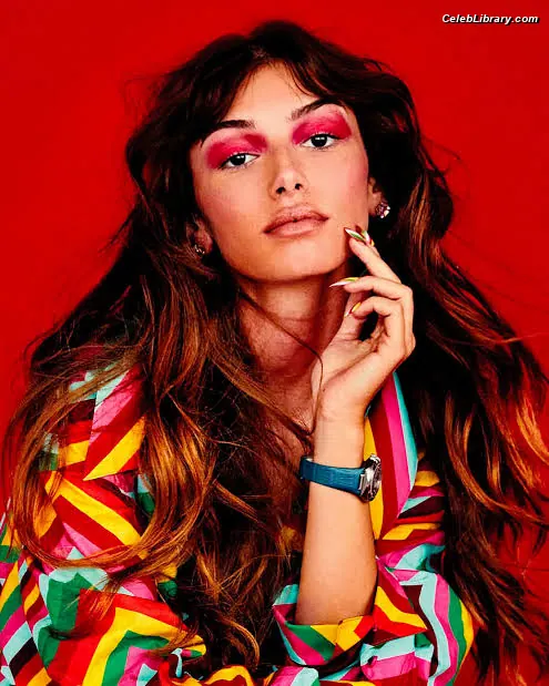 Mimi Keene photo 24 of 235