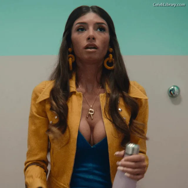 Mimi Keene photo 4 of 236