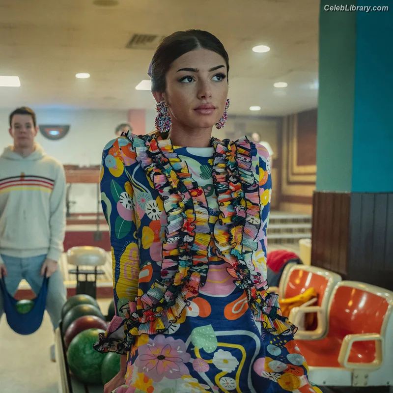 Mimi Keene photo 2 of 236