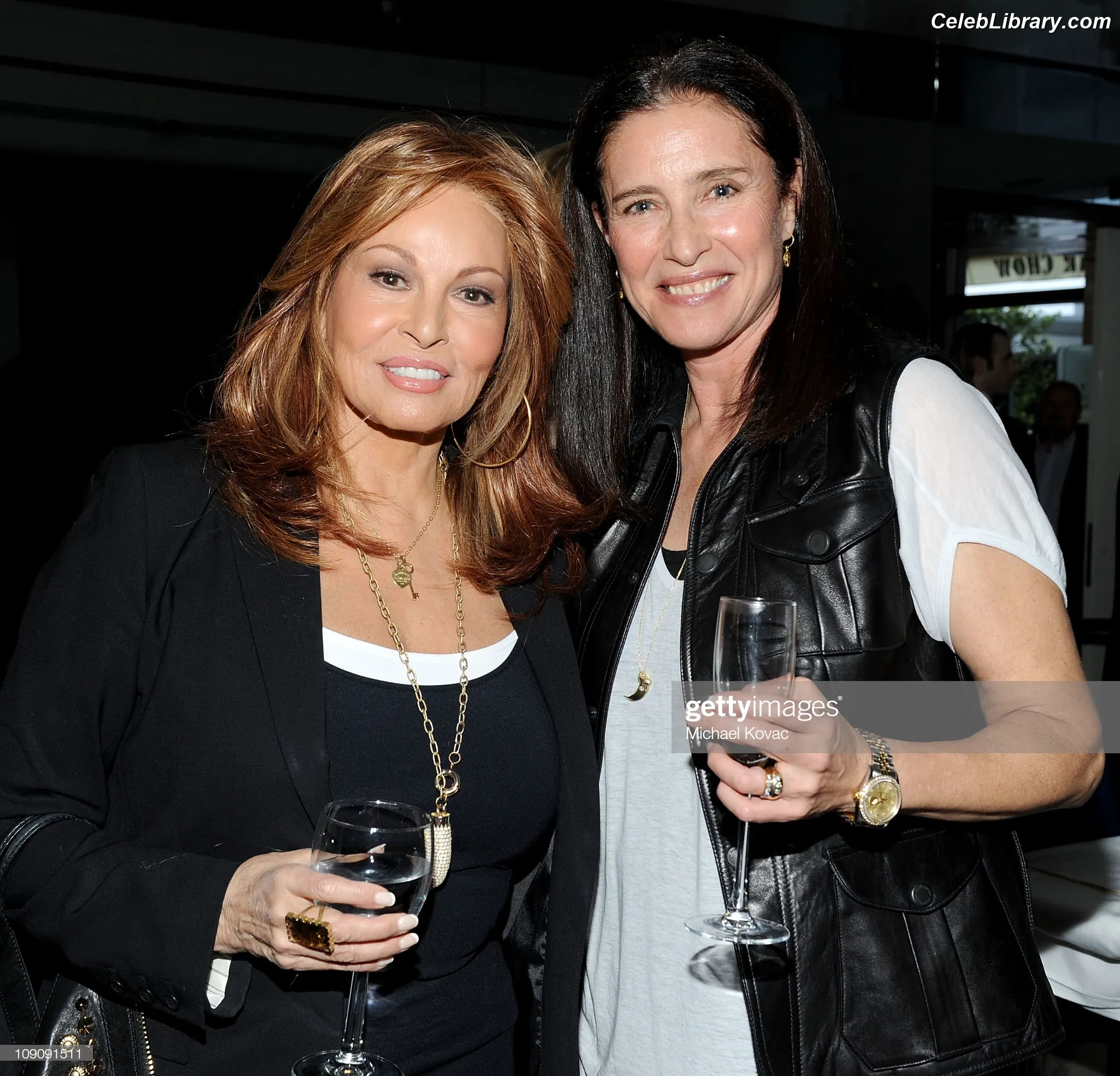 Mimi Rogers photo 13 of 106