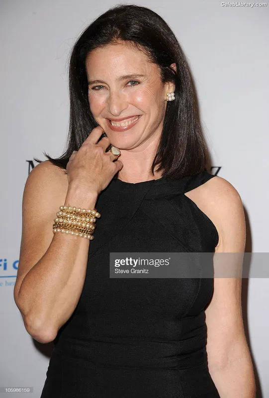 Mimi Rogers photo 10 of 107