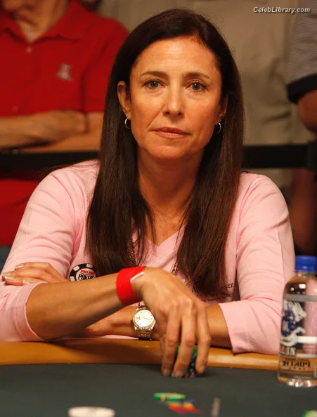 Mimi Rogers photo 5 of 107