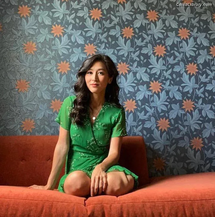 Mina Kimes photo 1 of 521
