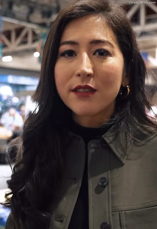 Mina Kimes photo 1 of 521