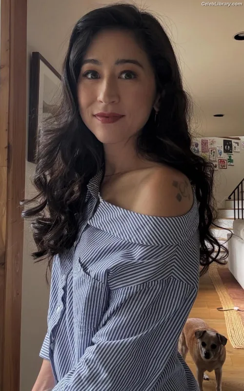 Mina Kimes photo 6 of 521