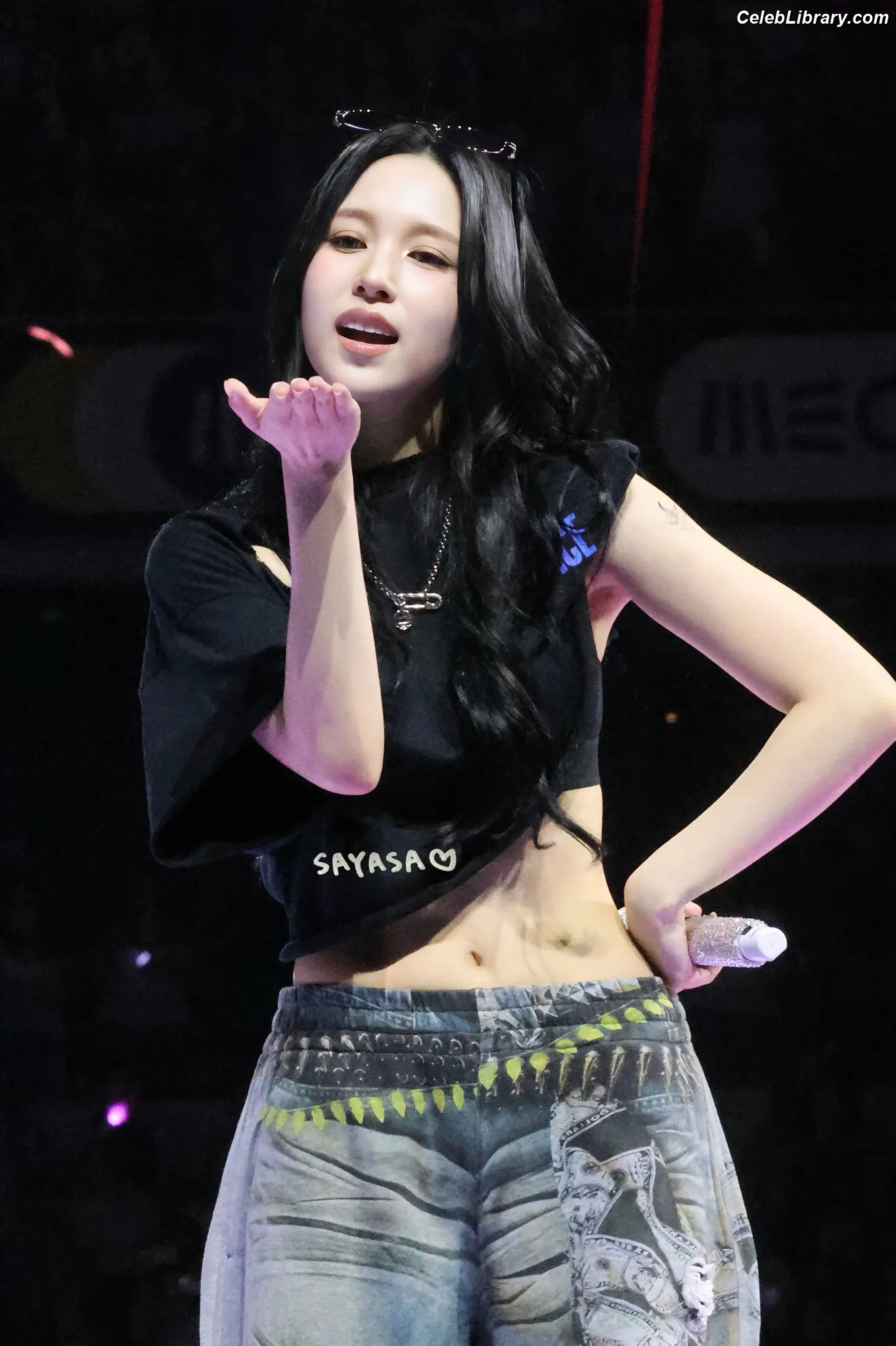 Mina Myoi (TWICE) photo 9 of 292
