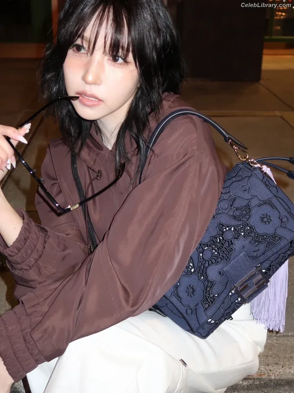 Mina Myoi (TWICE) photo 6 of 293