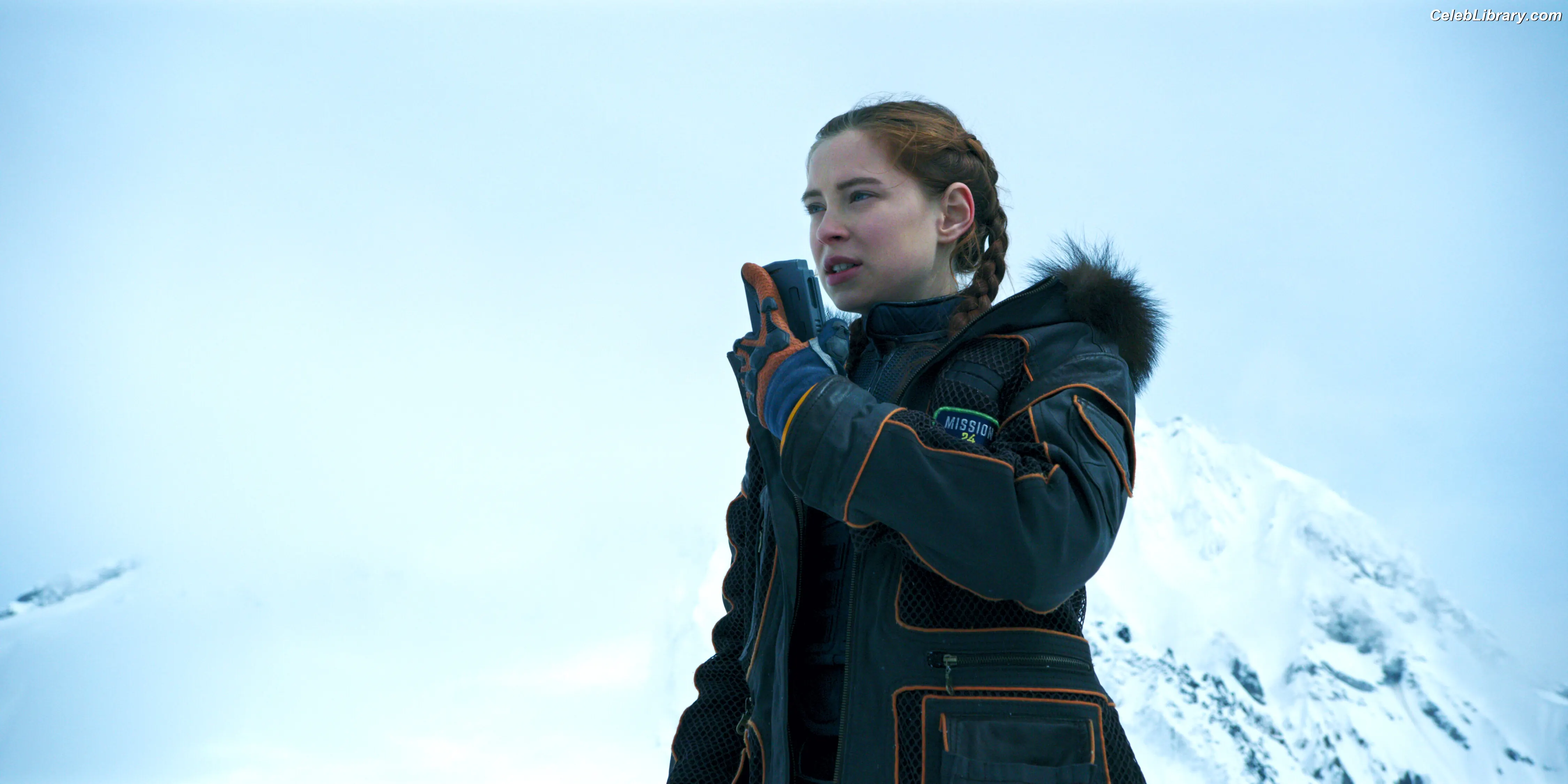 Mina Sundwall photo 21 of 86