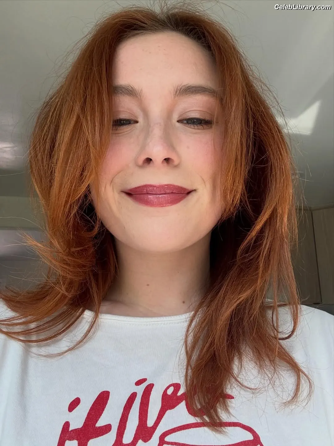 Mina Sundwall photo 2 of 86