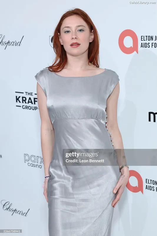 Mina Sundwall photo 15 of 87
