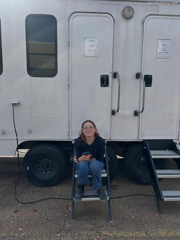 Mina Sundwall photo 16 of 87