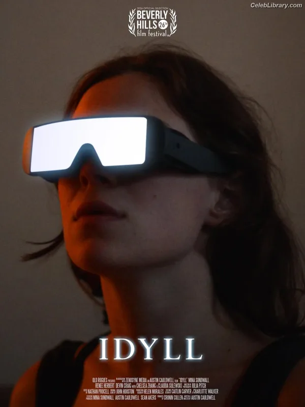 Mina Sundwall photo 5 of 87