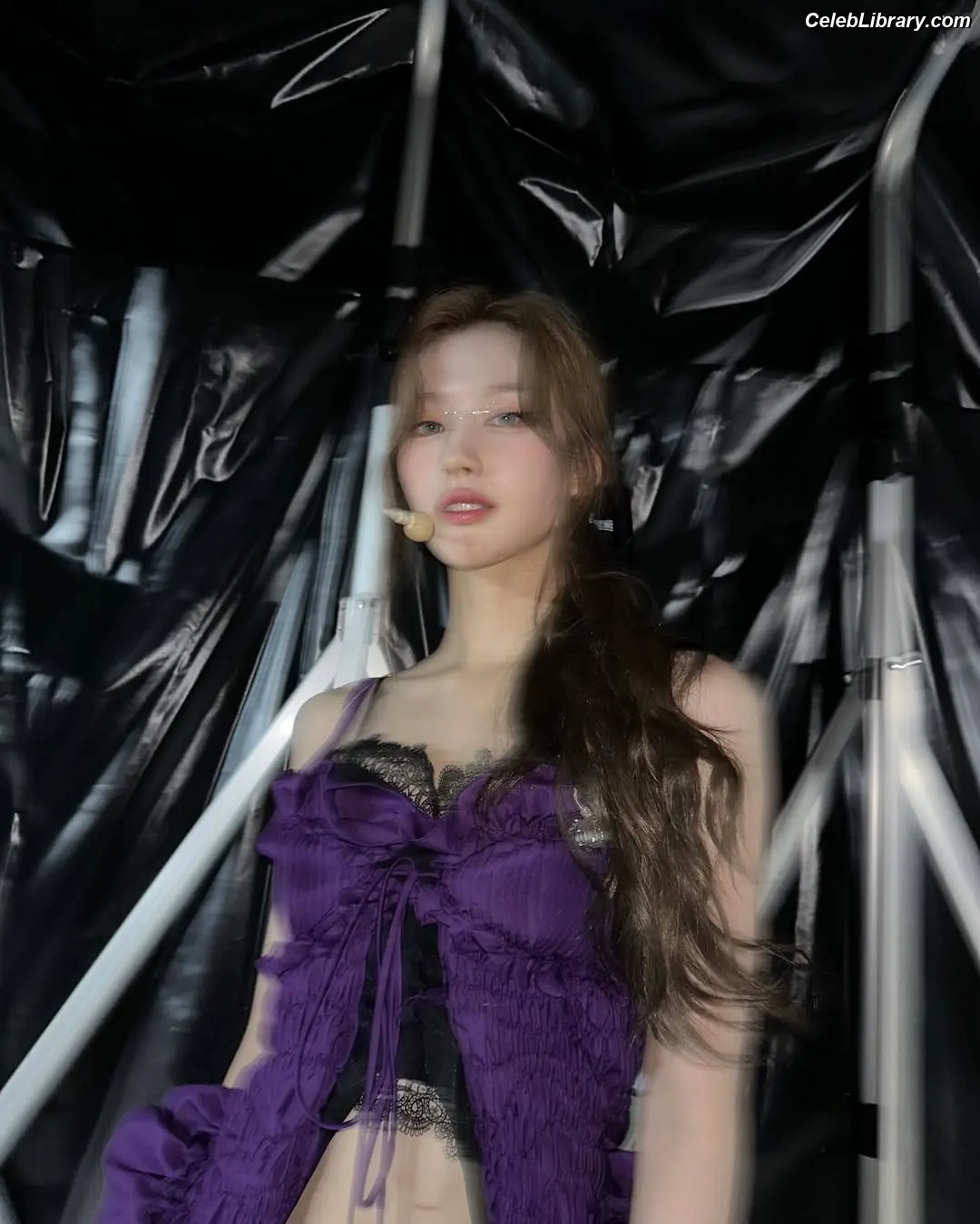 Minatozaki Sana (TWICE) photo 7 of 1068