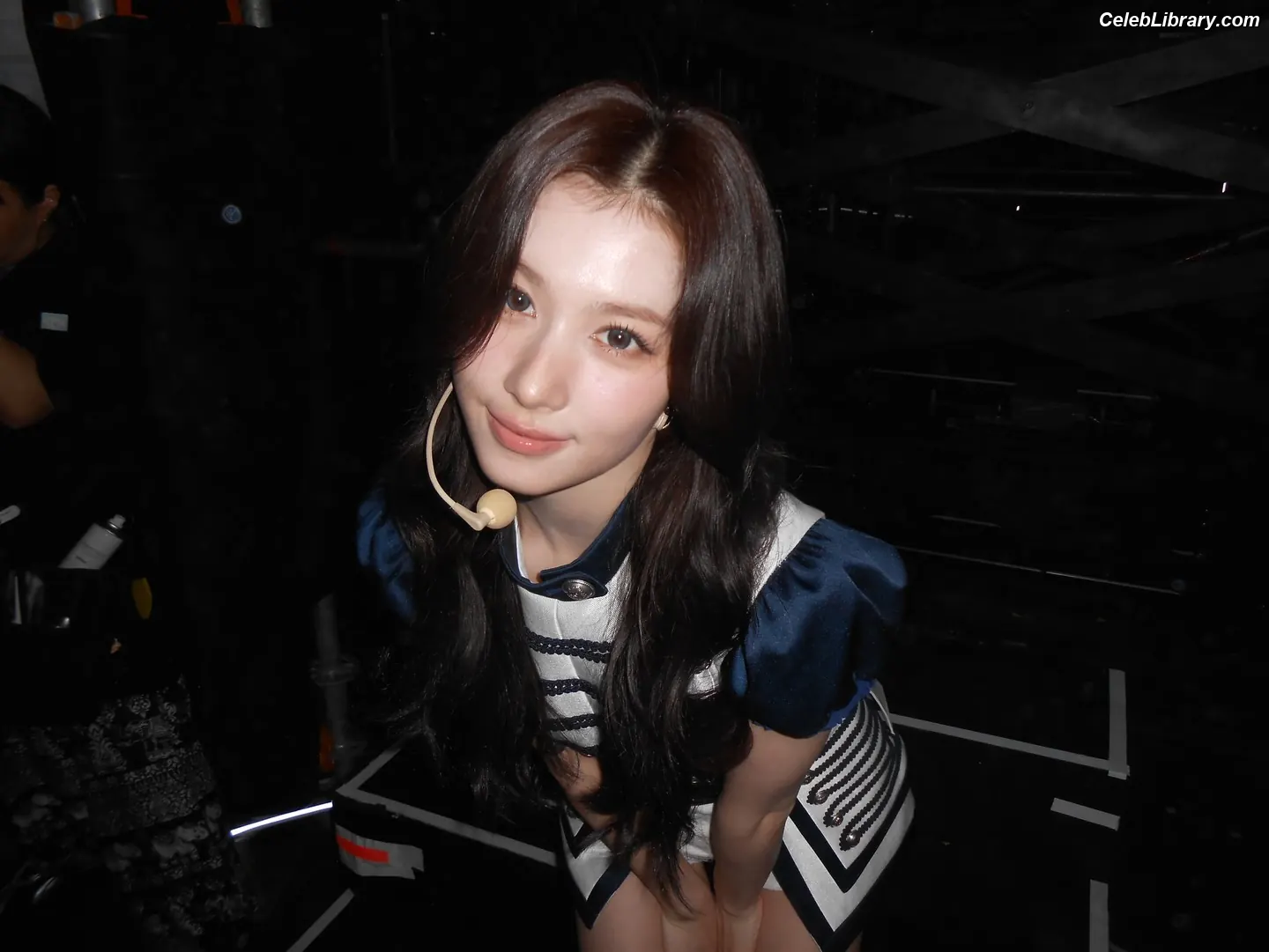Minatozaki Sana (TWICE) photo 3 of 1068