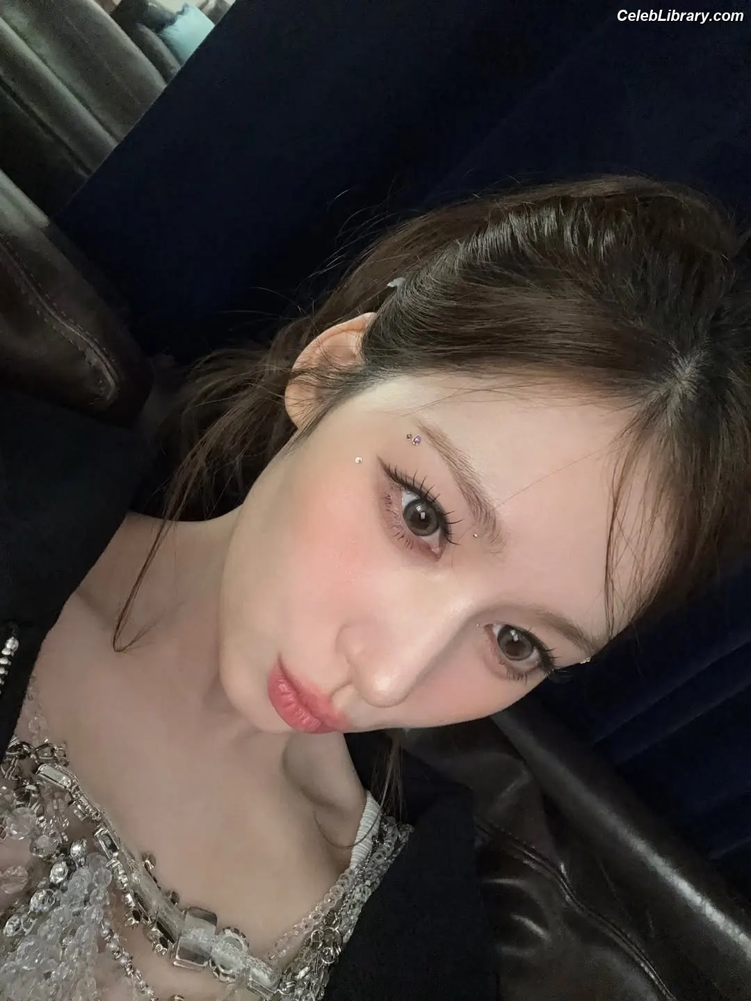 Minatozaki Sana (TWICE) photo 15 of 1068