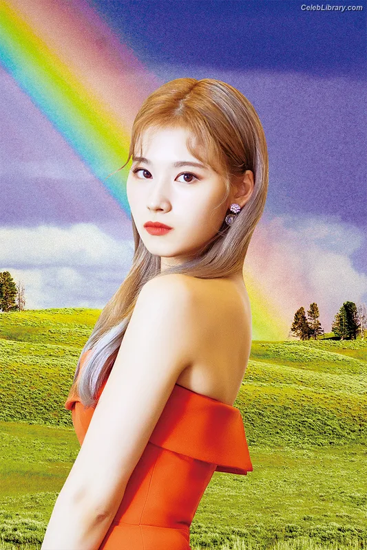 Minatozaki Sana (TWICE) photo 18 of 1069