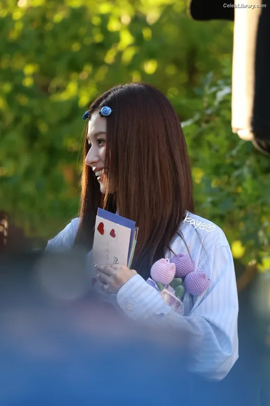 Minatozaki Sana (TWICE) photo 16 of 1069