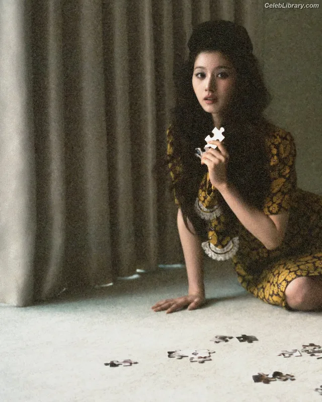 Minatozaki Sana (TWICE) photo 15 of 1069