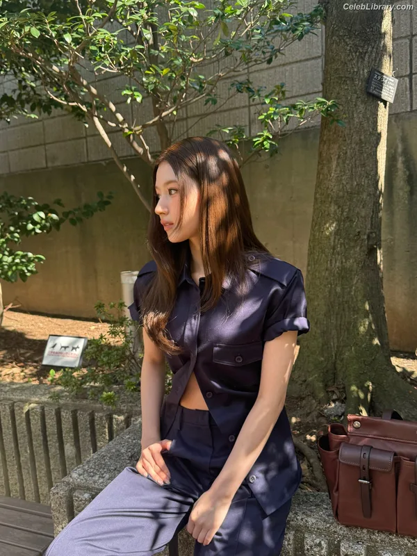 Minatozaki Sana (TWICE) photo 5 of 1069