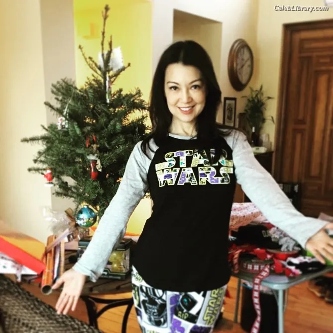 Ming-Na Wen photo 1 of 189