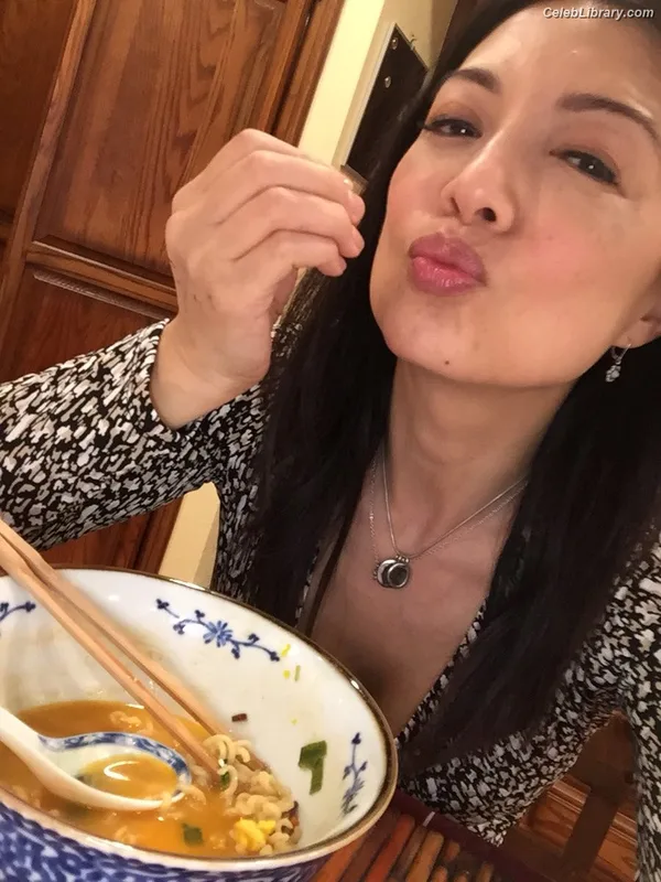 Ming-Na Wen photo 14 of 189
