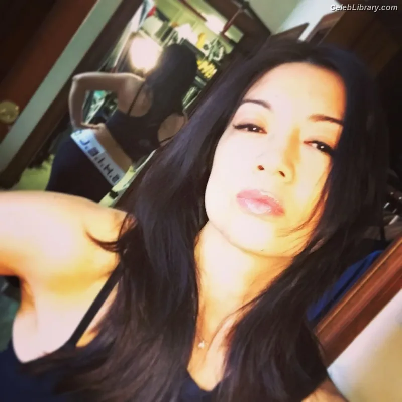 Ming-Na Wen photo 1 of 189