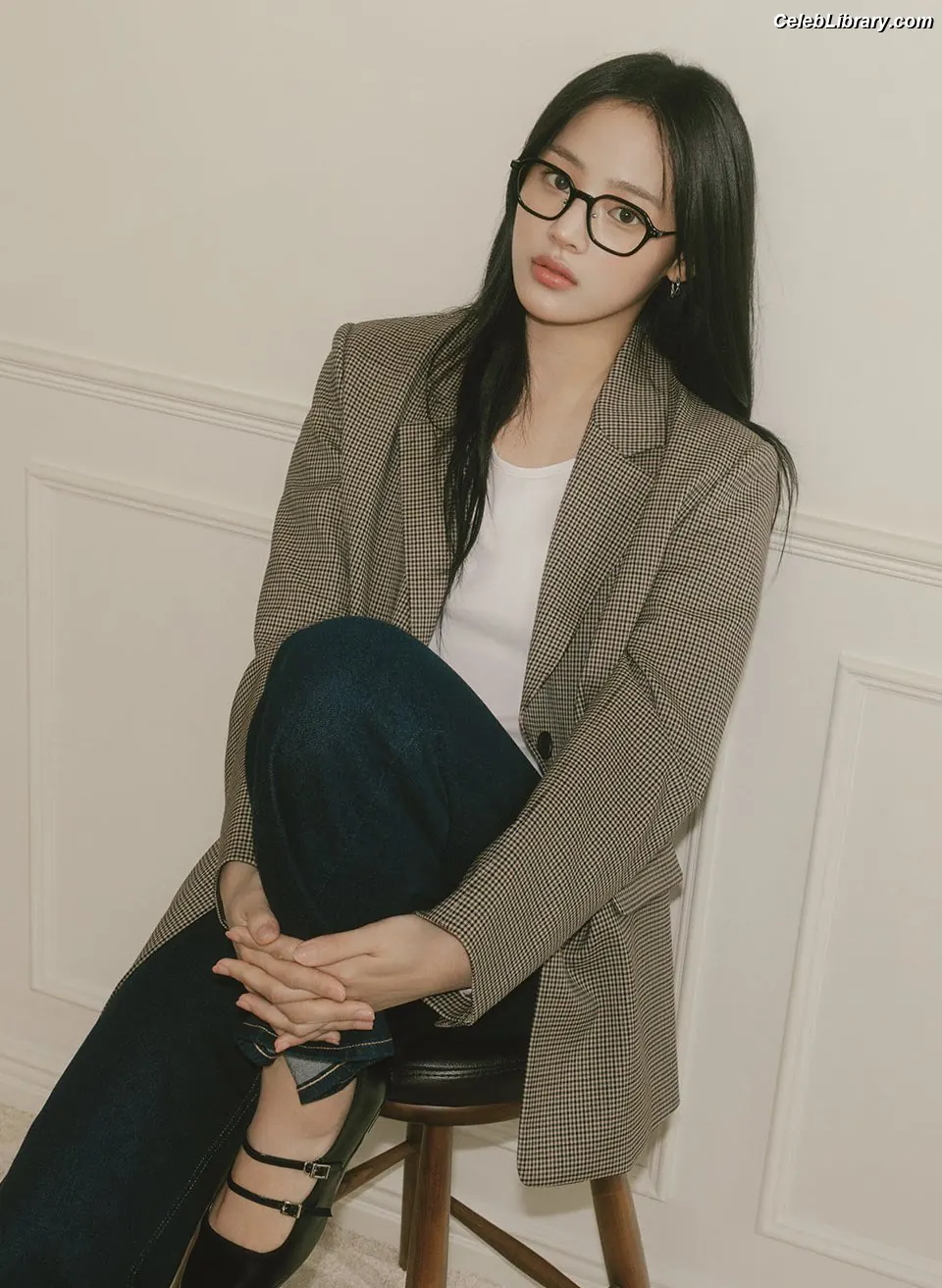 Minji (NewJeans) photo 23 of 1153